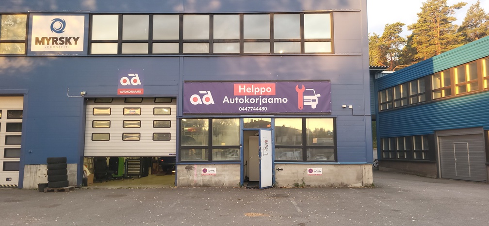 Kuva autohuoltoliikkeestä Helppo Autokorjaamo helsinki